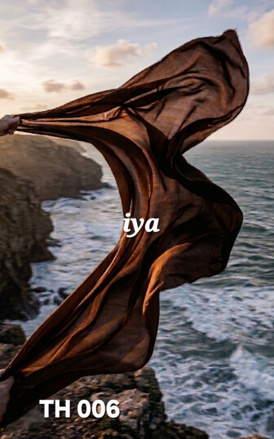 IYA HIJAB HALF - MOON CUT WITH A PRE-FOLDED FRONT - Image 4