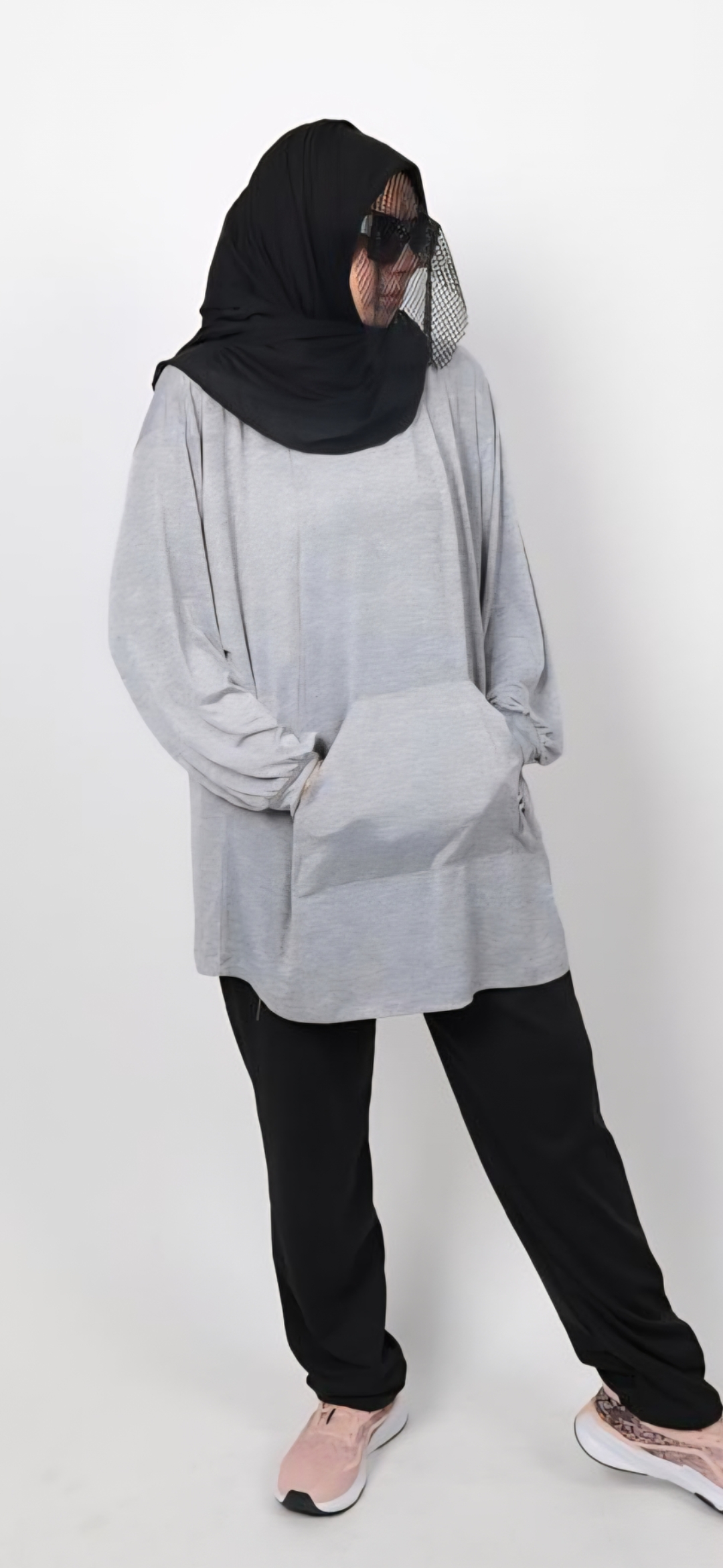 IYA MODEST GYM WEAR HOODIE - Image 4